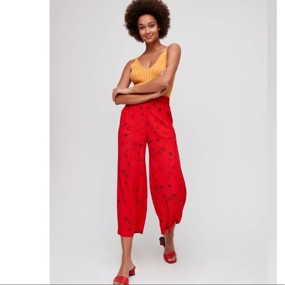 Aritzia Wilfred Faun Floral Wide-leg Pants in Flame Scarlet/G. Berry S - Picture 1 of 10